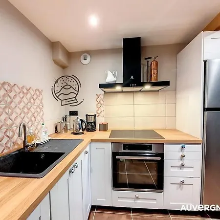 Holiday home Le Cantou De La Mouche Murol