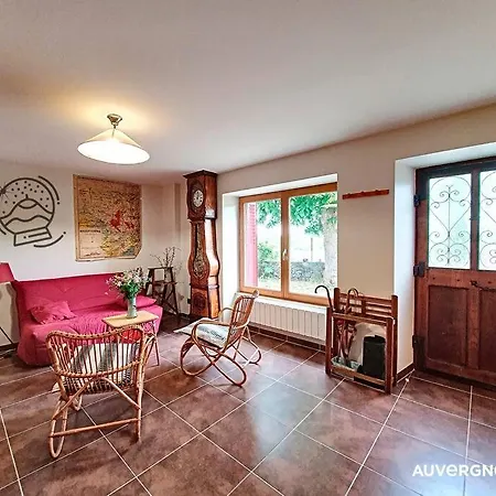 Holiday home Le Cantou De La Mouche