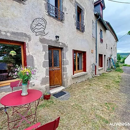 Le Cantou De La Mouche Holiday home *